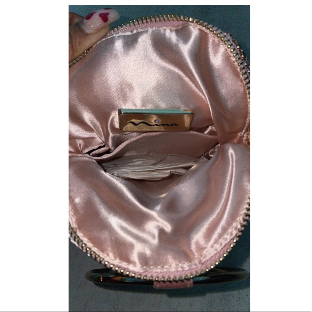 NWT Nina Chandler Rose Gold Mesh Metallic Clutch - Picture 8 of 8